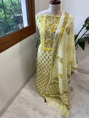 Yellow Handblock Printed Suit Set in Pure Linen - Masakalee