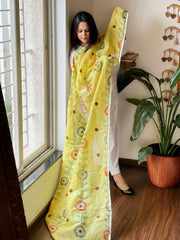 Yellow Handpainted Dupatta with Kantha Stitch Handwork in Linen - Masakalee