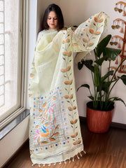 Yellow Handpainted Dupatta with Kantha Stitch Handwork in Linen - Masakalee