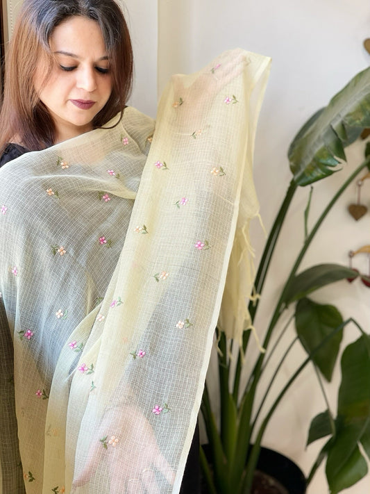 Yellow Kota Cotton Dupatta with Thread Embroidery - Masakalee