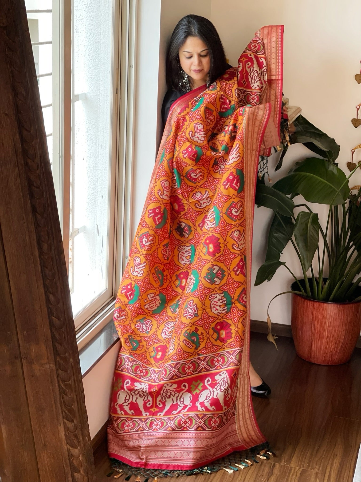Yellow Patola Dupatta in Fine Art Silk - Masakalee
