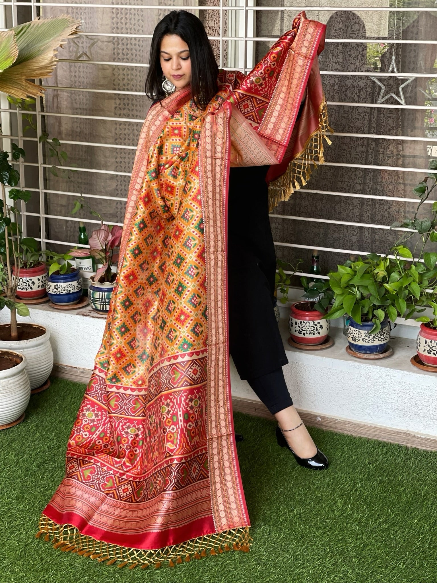 Yellow Printed Patola Dupatta in Fine Art Silk - Masakalee