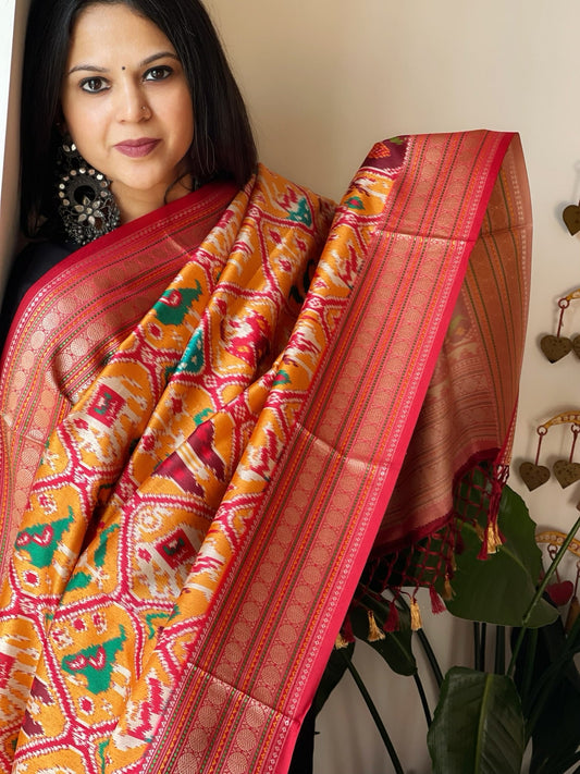 Yellow Printed Patola Dupatta in Fine Art Silk - Masakalee