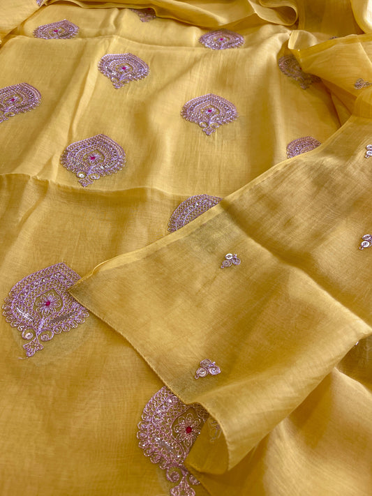 Yellow Suit Set with Gold Thread & Sequin Work in Pure Mul - Masakalee