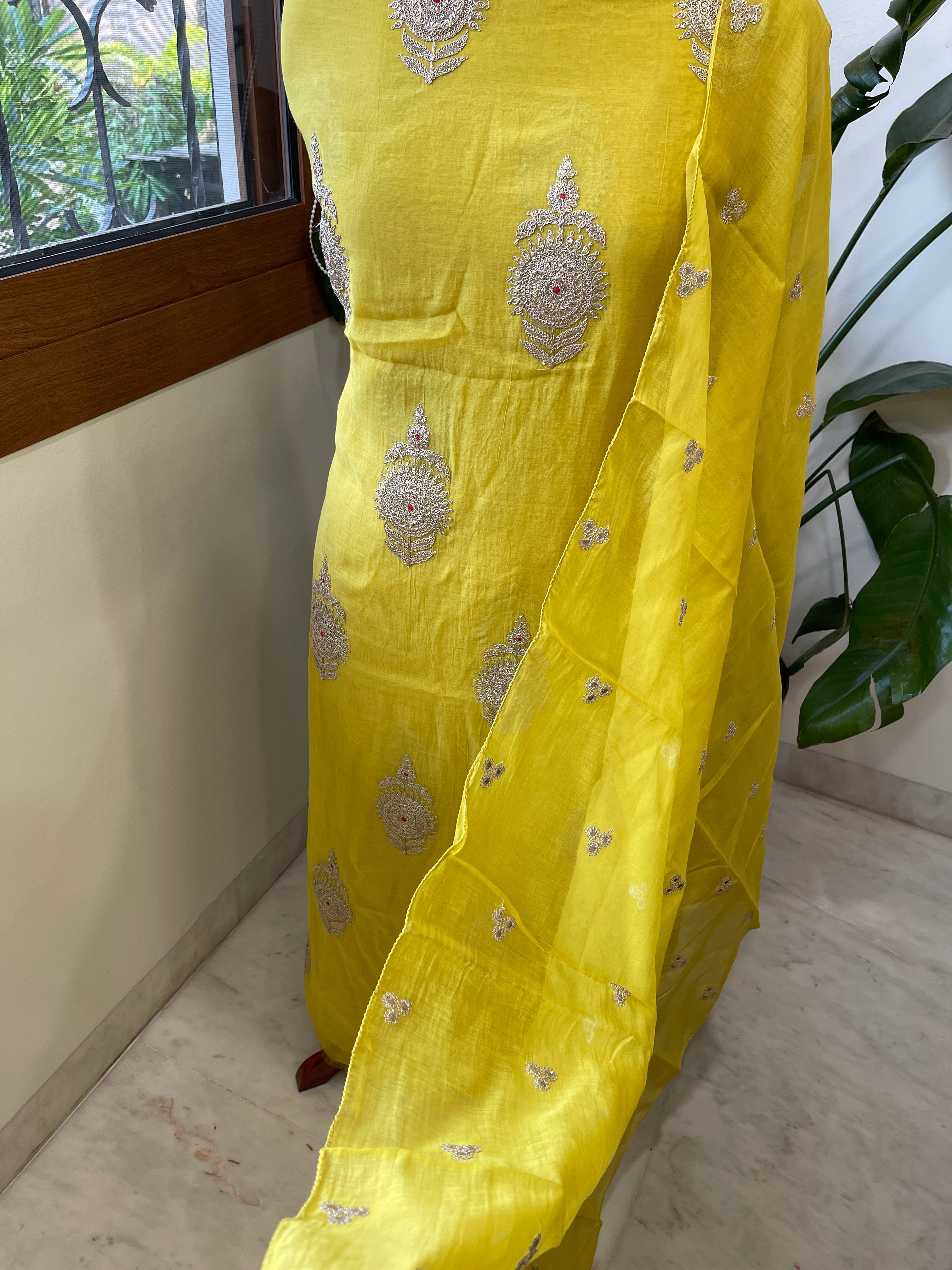 Yellow Suit Set with Gold Thread & Sequin Work in Pure Mul - Masakalee