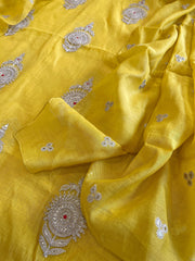 Yellow Suit Set with Gold Thread & Sequin Work in Pure Mul - Masakalee