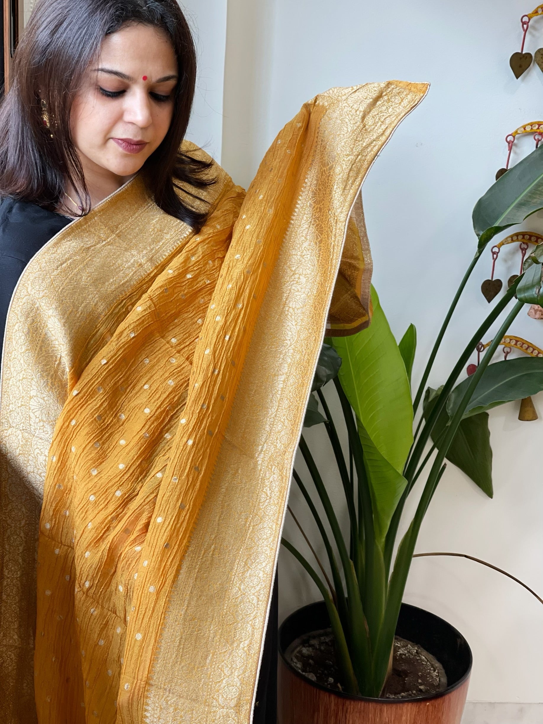 Yellow Woven Banarasi Dupatta in Tissue - Masakalee